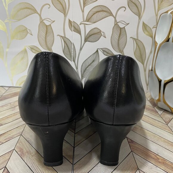 Naturalizer Black Leather Square Toe Low Heel Womens Pumps - Picture 4 of 10